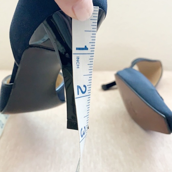 Stuart Weitzman Blue Pointed Slip On Heels sz 5 - Picture 9 of 9